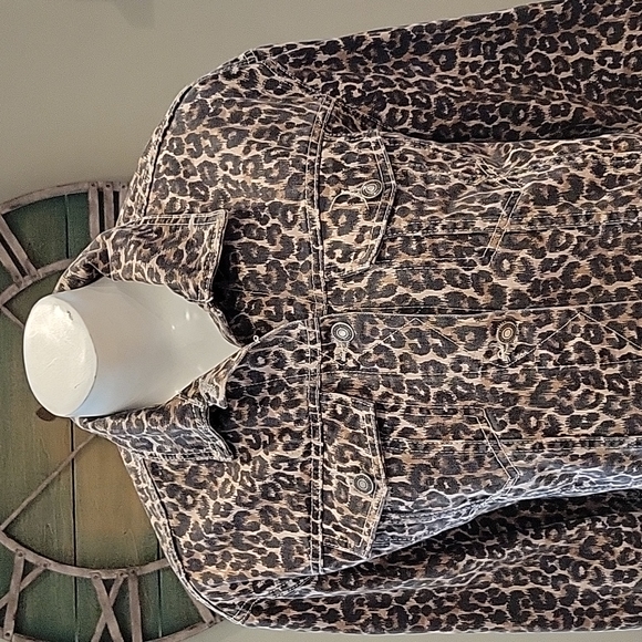 Free People Cheetah Print Denim Jacket - Picture 4 of 16